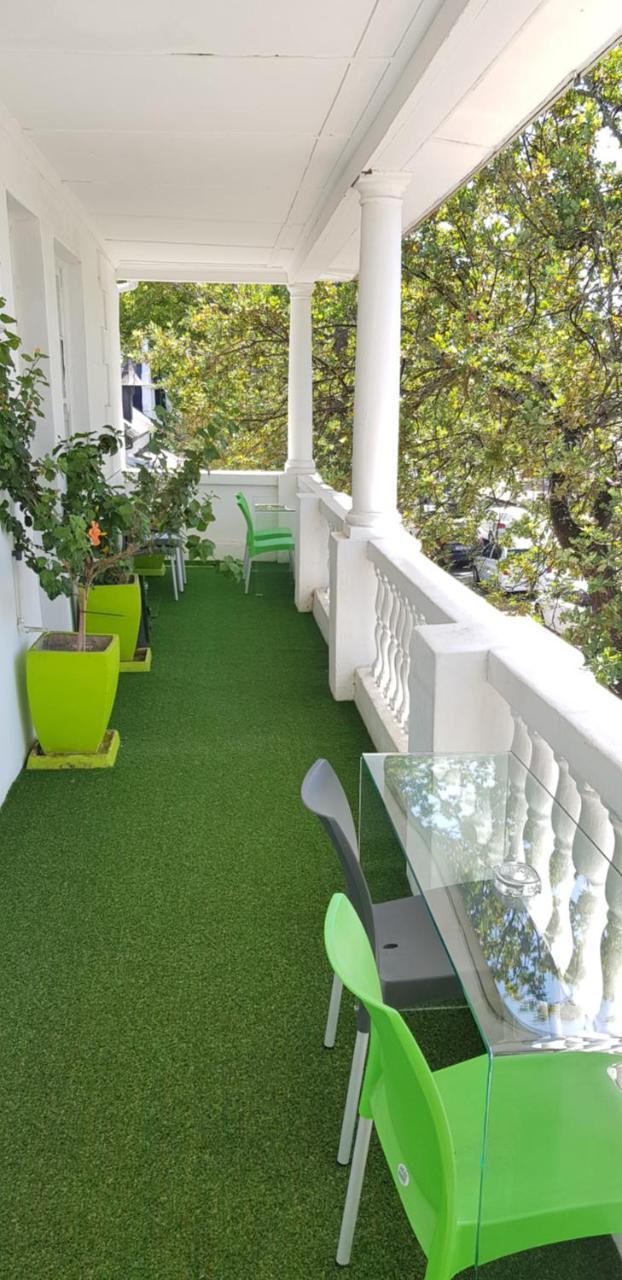 The Vibe Dorp Street Bed and Breakfast Στέλενμπος Εξωτερικό φωτογραφία